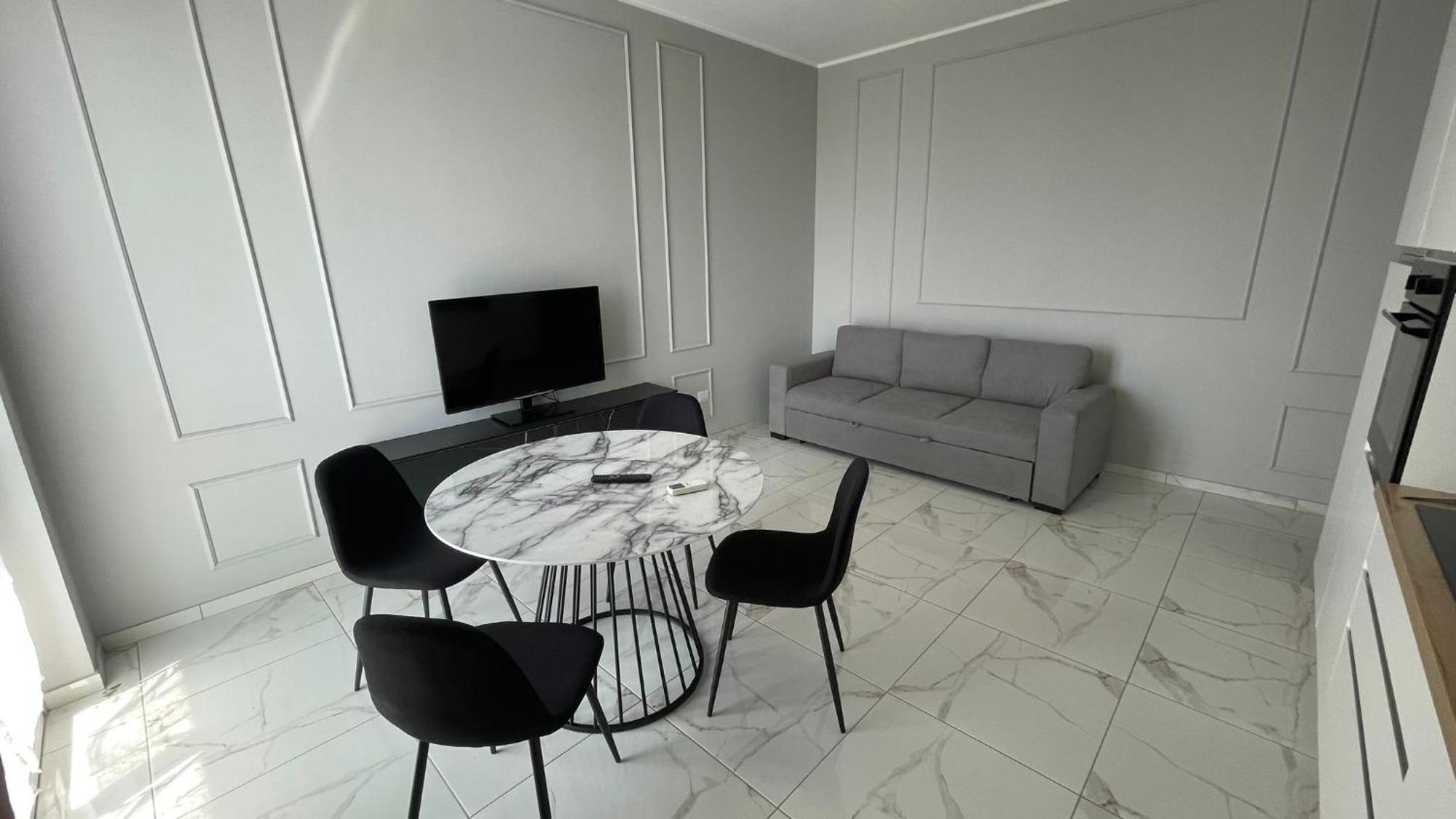 Luxury Home 100 Mq A Stone'S Throw From The Duomo Milan Luaran gambar