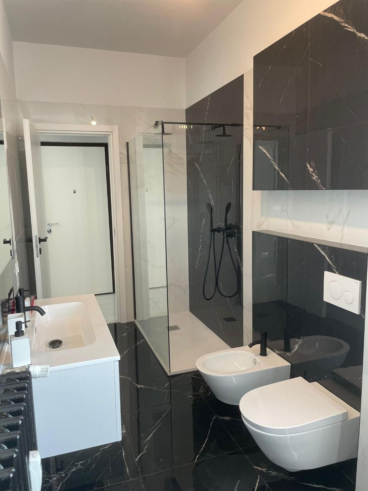 Luxury Home 100 Mq A Stone'S Throw From The Duomo Milan Luaran gambar